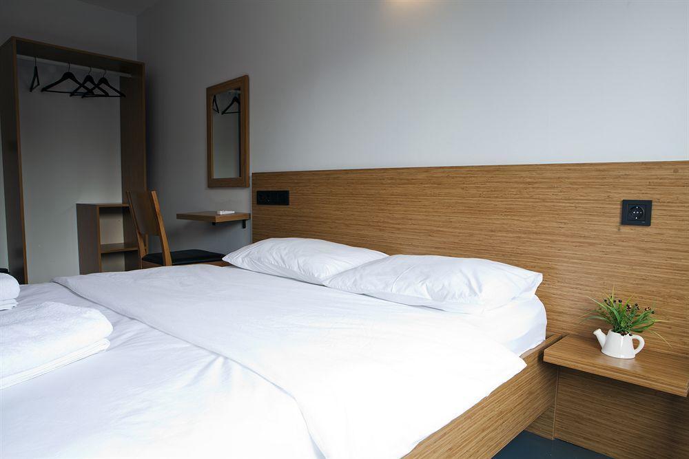Auberge de jeunesse Hush Moda *